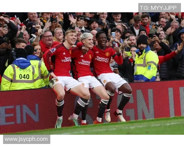 曼城球员平安归队：盛事背后的温情与信念